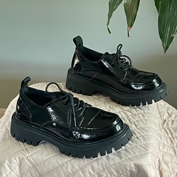 G.C. Shoes Platform Oxfords - Picture 1 of 6